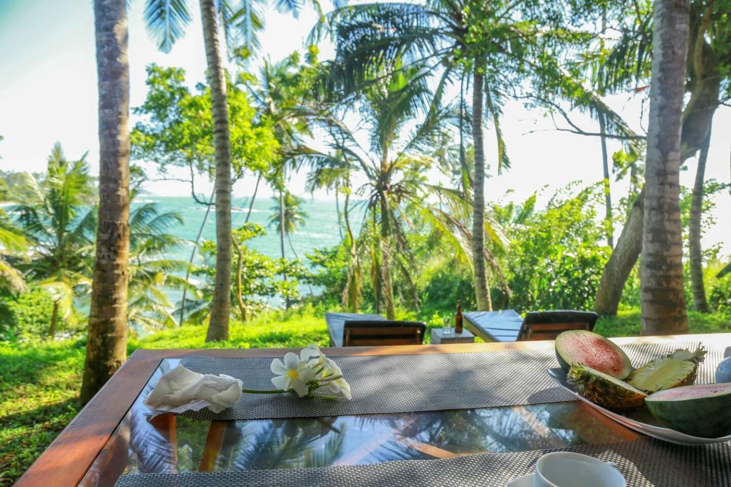 Bluewind Resort Tangalle Exterior foto